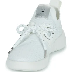 Hot Armistice - VOLT ONE