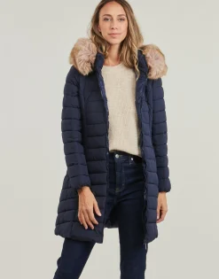 Betty London - ANNYA