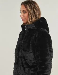 Betty London - AVINA