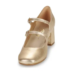 Betty London - BRUNALIA