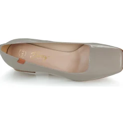 Betty London - CLAUDIE