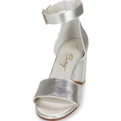 Betty London - CRETA