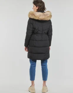 Betty London - DOVINE