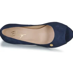 Betty London - EMANA