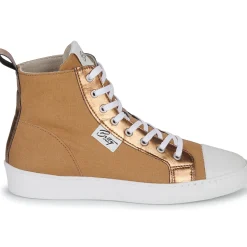 Betty London - ETOILE Hot