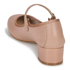 Betty London - FLAVIA