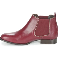 Betty London - FOLOIE