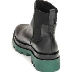 Betty London - GINGER