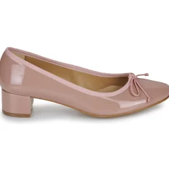 Betty London - HANNA