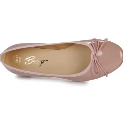 Betty London - HANNA