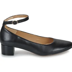 Betty London - HELEN