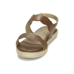 Betty London - IKARO