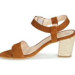 Betty London - JIKOTIFE