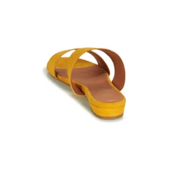 Betty London - JISTINE