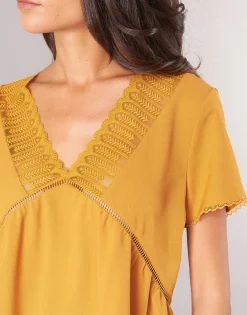 Betty London - JOCKY