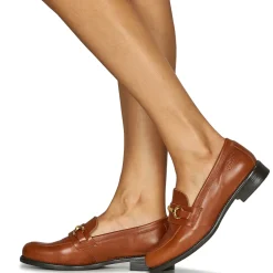 Betty London - MAGALI