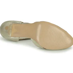 Betty London - MASETTE