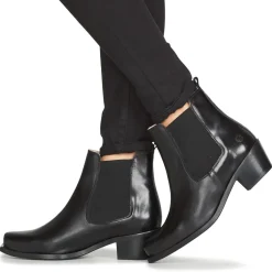 Betty London - MERKATO