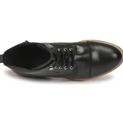 Betty London - MONNICA