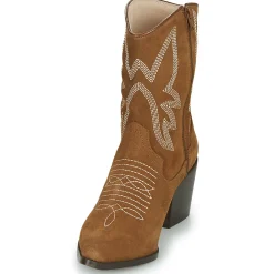 Betty London - MOSSINO