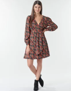 Betty London - NOMIM