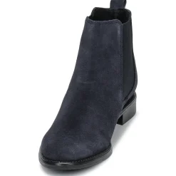 Betty London - NORA Marine Discount