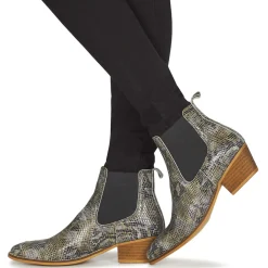 Betty London - OGEMMI Taupe Clearance