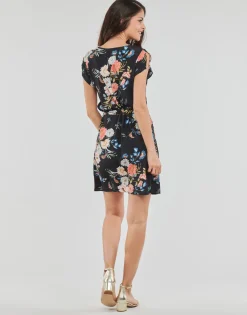 Betty London - OWAKA