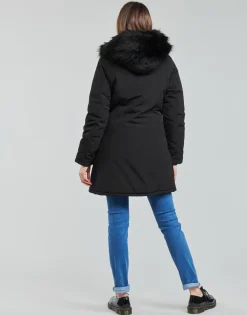 Betty London - PAPAKA