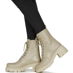 Betty London - POLLINA Beige Best