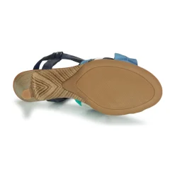 Hot Betty London - POULOI