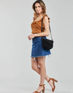 Betty London - RALEIGH Camel New