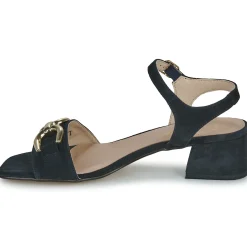 Betty London - SONYA Marine Online