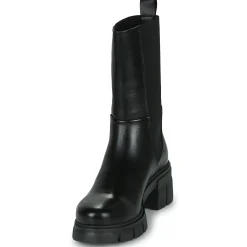 Betty London - SPACY