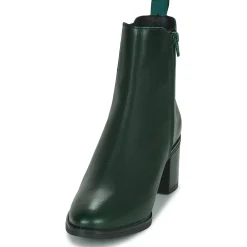 Betty London - TABASCO