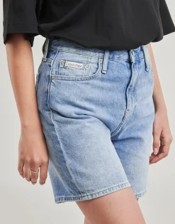Calvin Klein Jeans - MOM SHORT