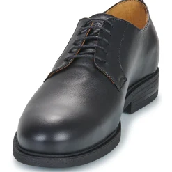 Carlington - CAVIL Noir Clearance