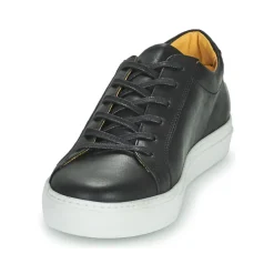 Carlington - SERIAL Noir