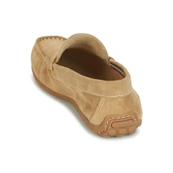 Casual Attitude - IMOPA