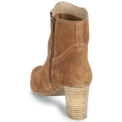 Casual Attitude - OCETTE