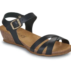 Casual Attitude - OYA Noir Sale