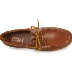 Casual Attitude - REVORO