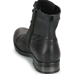 Casual Attitude - RIBELLE