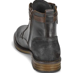 Casual Attitude - TYLIO