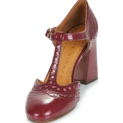 Chie Mihara - MANTE Rouge