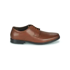 Clarks - HOWARD WALK Marron Best