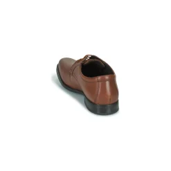 Clarks - HOWARD WALK Marron Best