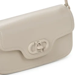 David Jones - CM7403A