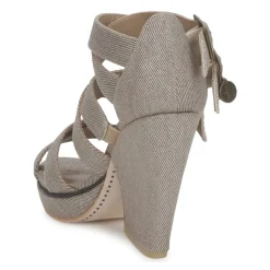 Best Feud - WASP Taupe