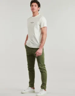 Fred Perry - EMBROIDERED T-SHIRT